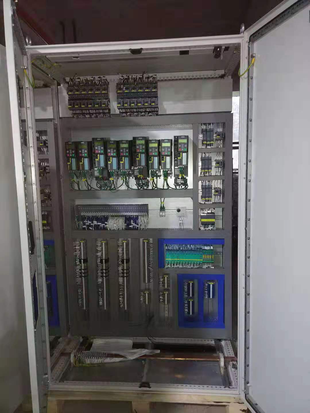 重庆承接电气业务外包 PLC控制柜 电气成套设备 非标自动化设备设计生产 各类工业设备维修