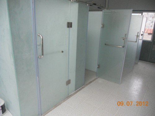 东莞卫生间玻璃隔断批量安装