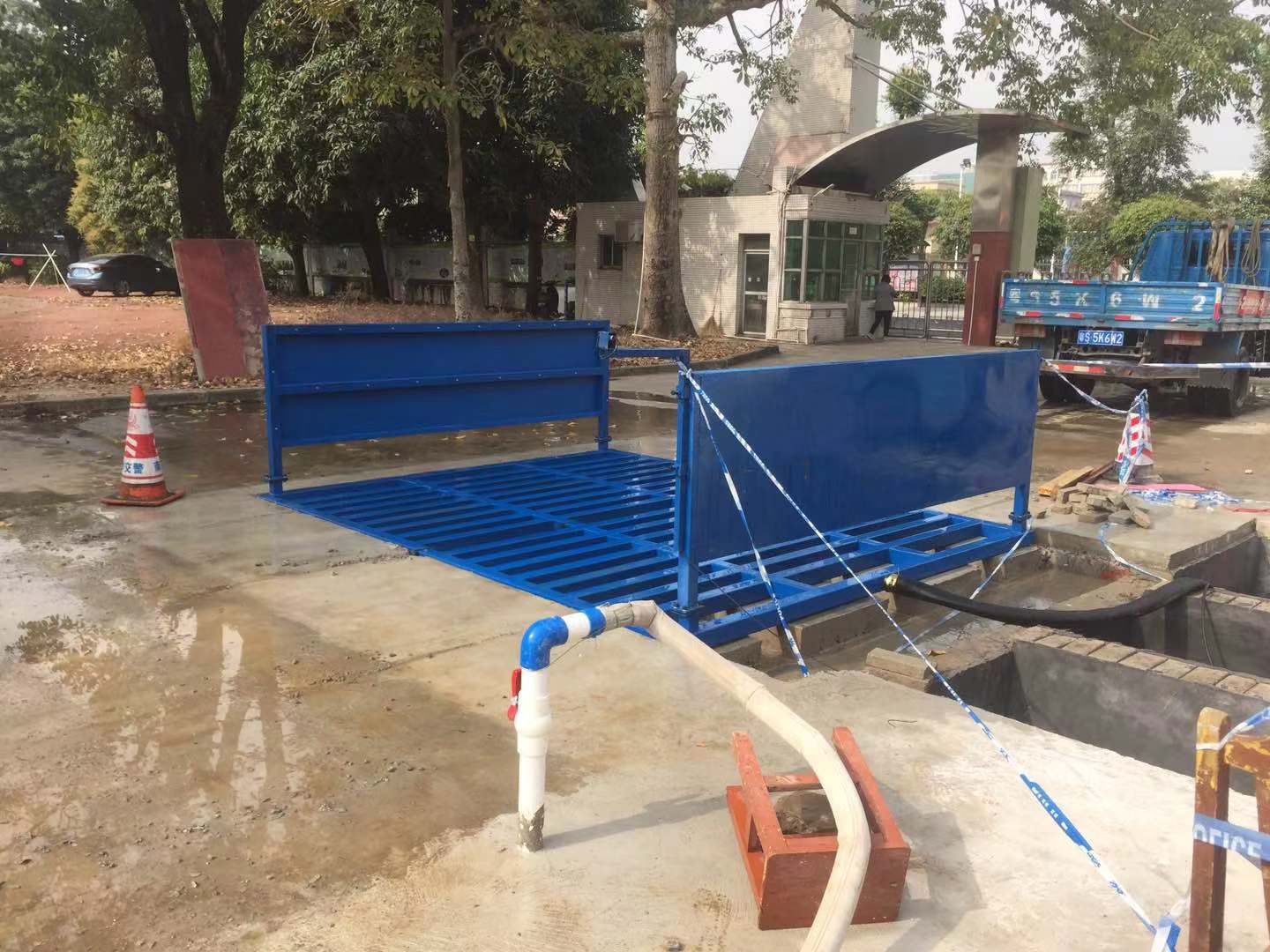 广州泥头车工程洗车机当天送货安装
