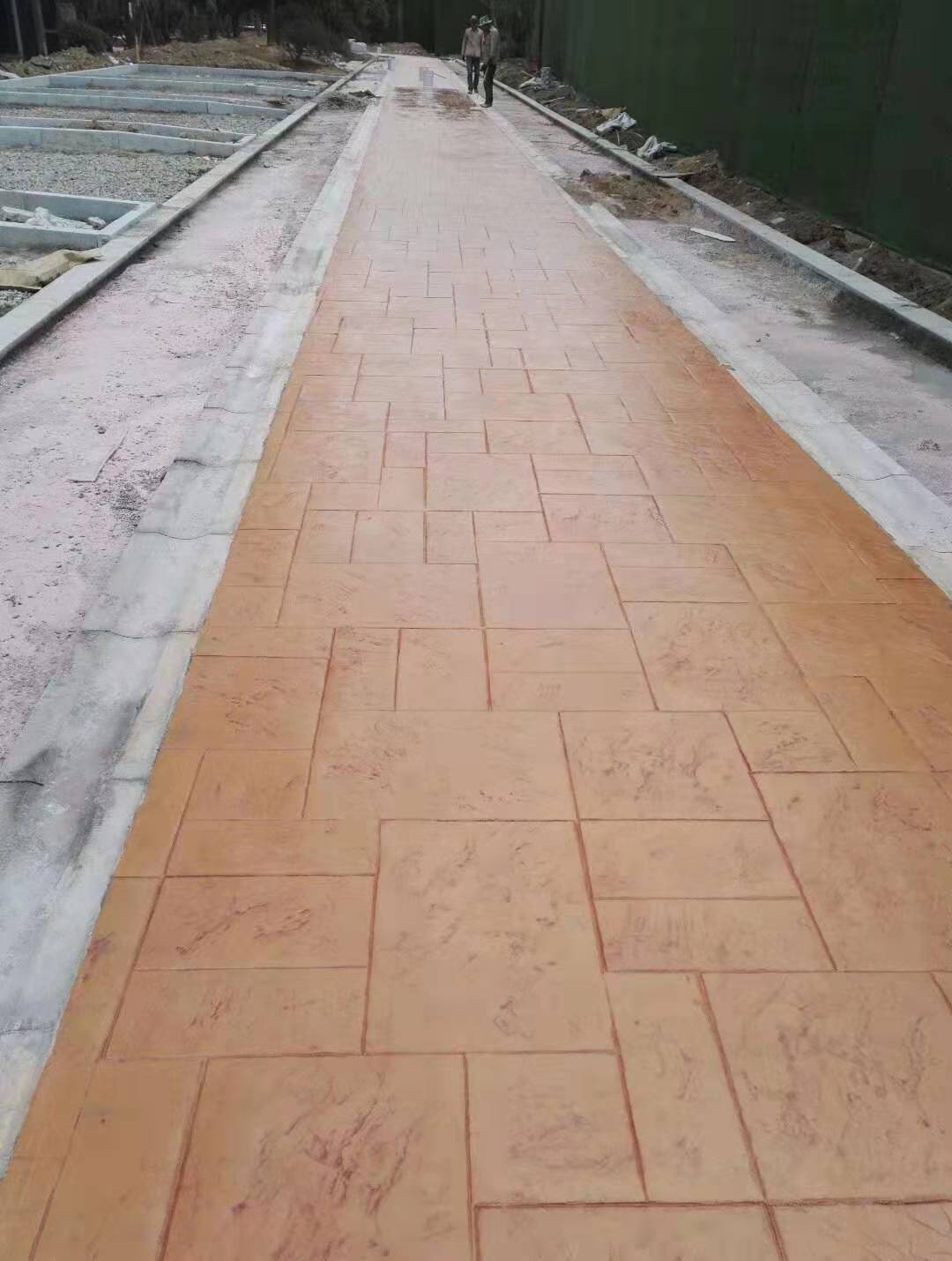 丽江市彩色水泥压花路面 艺术压模路面 压印混凝土地面