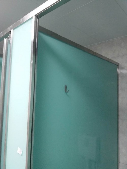 福田区厕所玻璃隔断底座选购 卫生间玻璃隔断优惠报价