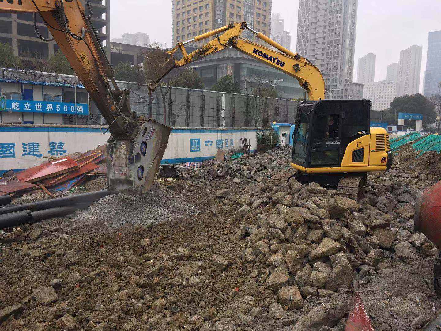 上海虹口区挖掘机出租-长臂挖掘机出租
