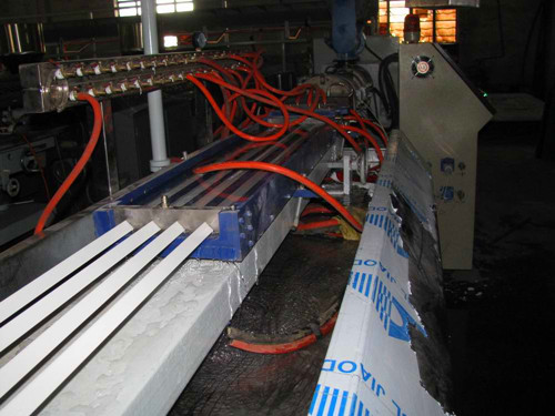 PVC护角条生产线设备