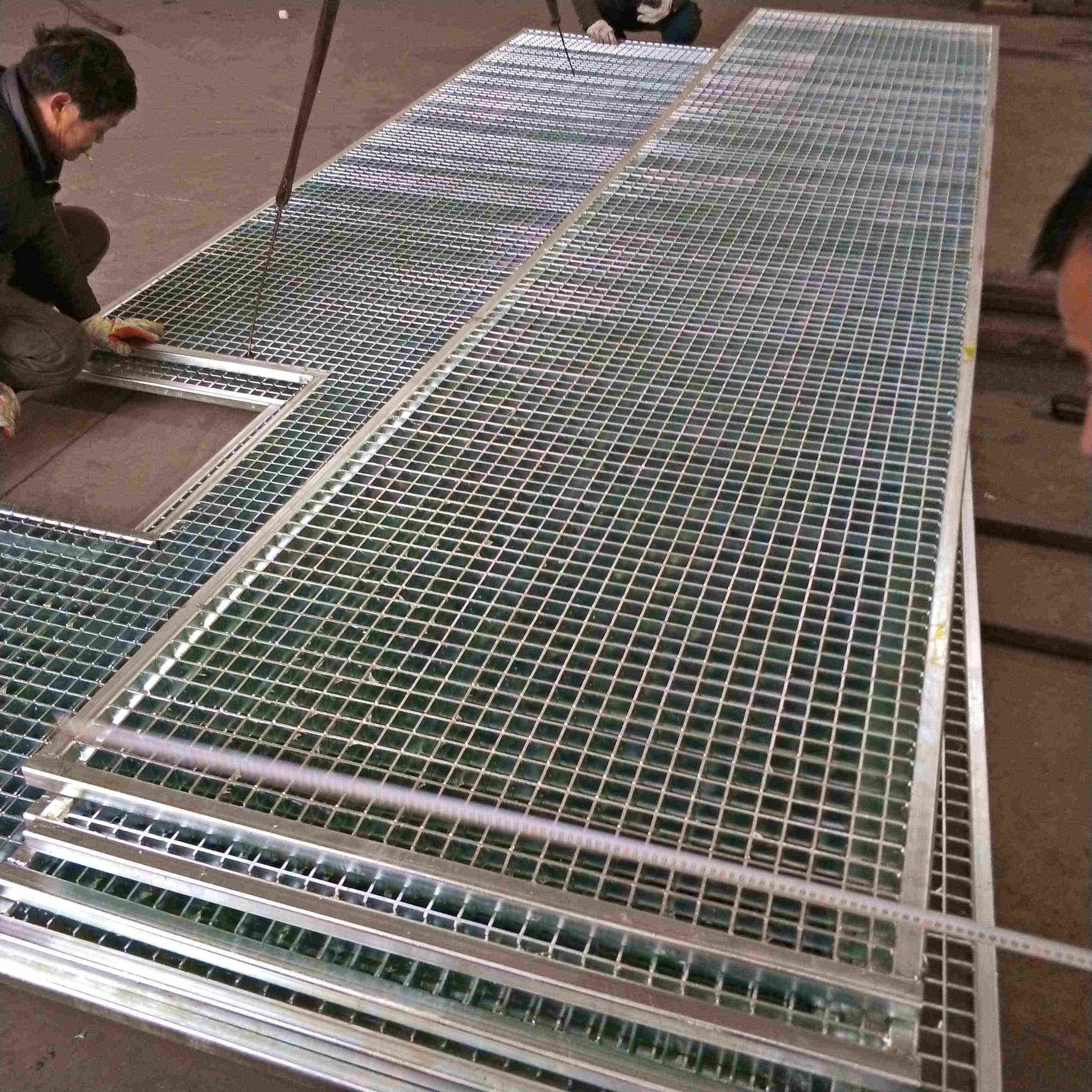 山东钢格板制造商|山东钢格板供应商-格美瑞钢格板