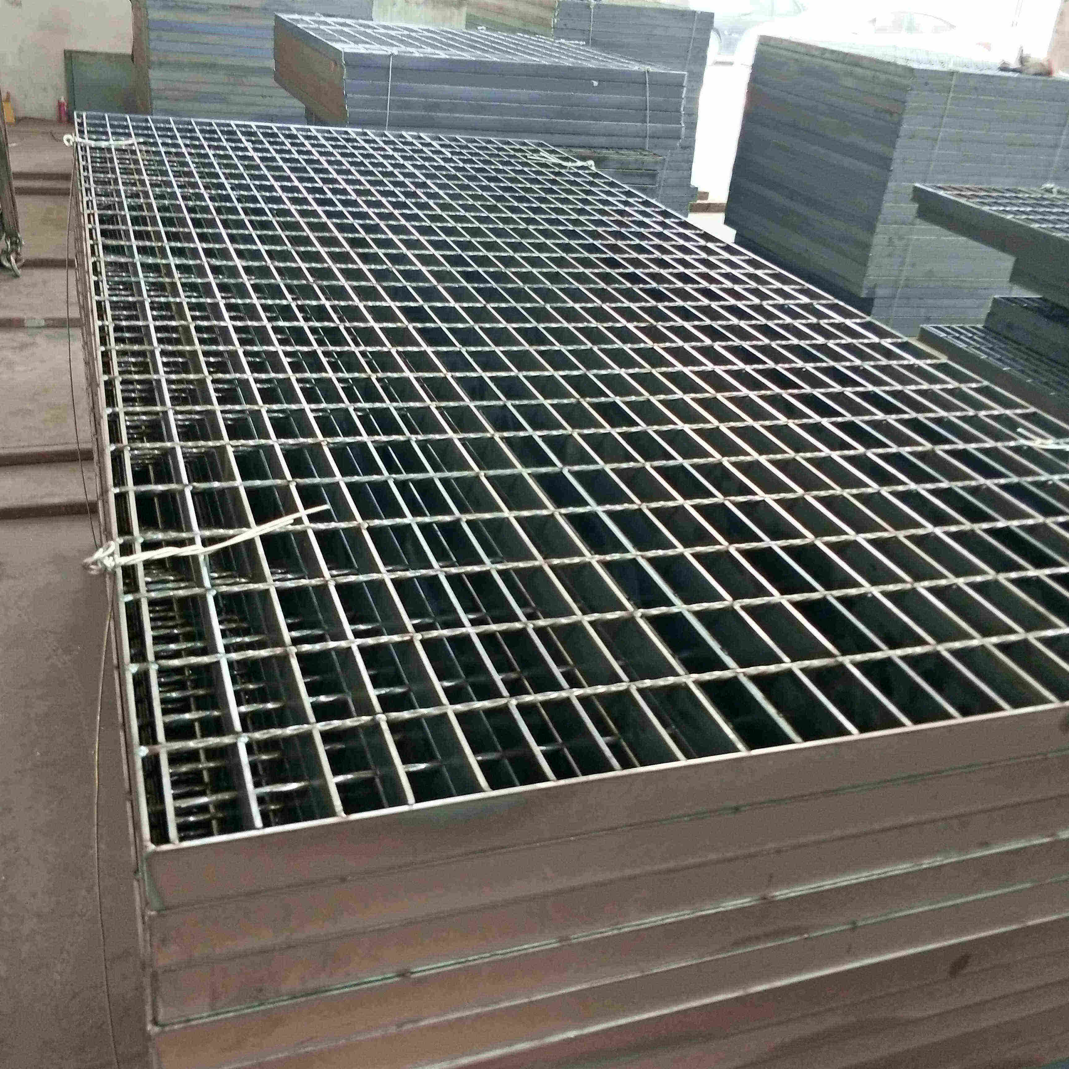 徐州市 G325/30/100 不锈钢钢格板 热镀锌钢格板 厂家