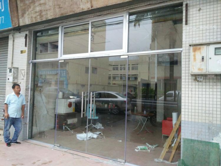 上海店面玻璃门维修更换地弹簧
