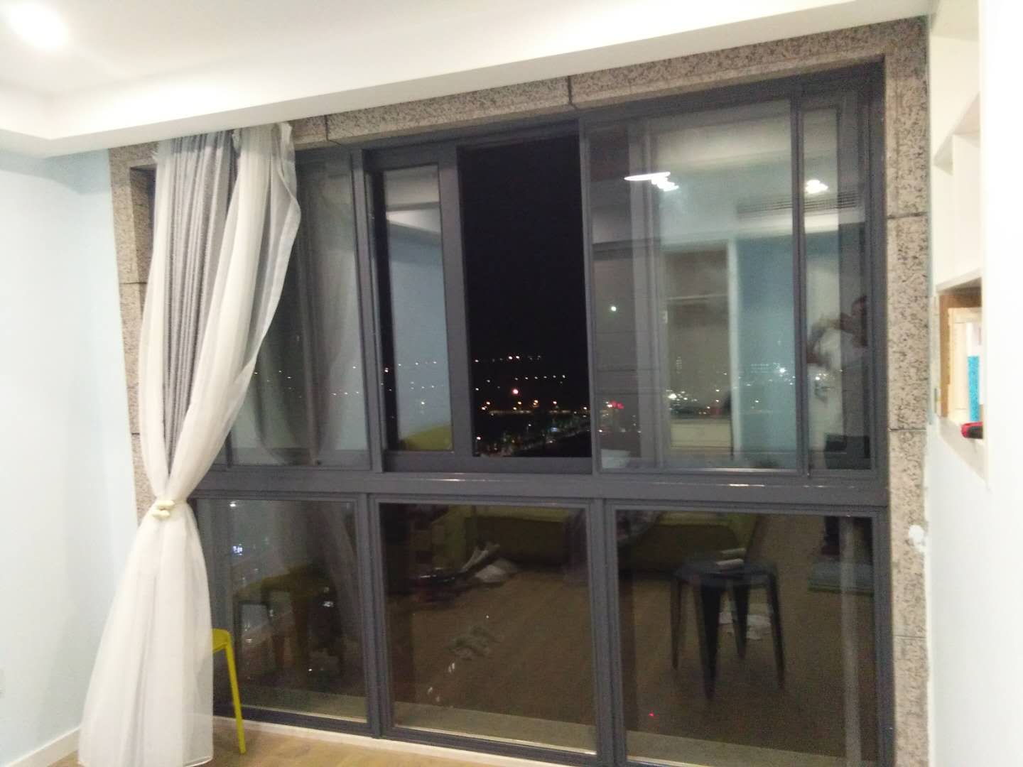 CCTV栏目的隔音窗：夹胶玻璃隔音窗