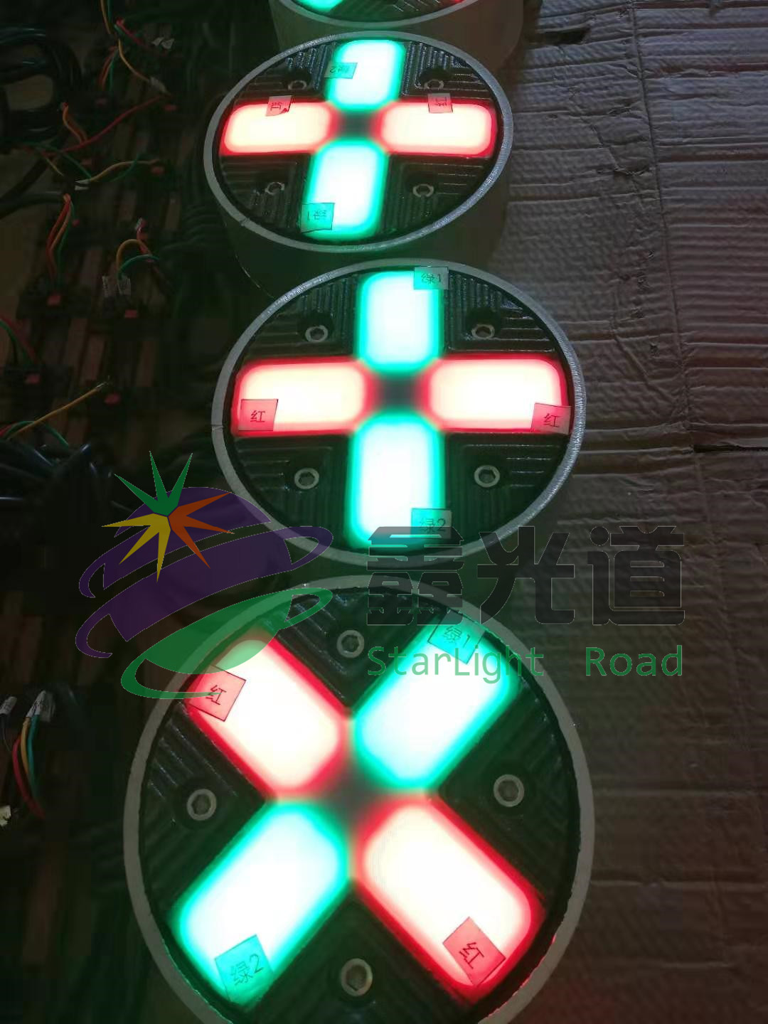 LED 发光道钉 智慧斑马线方案 智能斑马线铸铁发光道钉 斑马线地埋红绿灯
