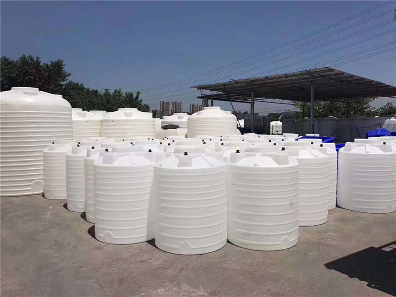 水处理水箱 10立方净水剂PE水箱 重庆水箱生产厂家
