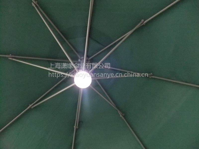 ［上海太阳伞定做厂］48寸 52寸户外广告太阳伞 带塑料注水底座户外伞