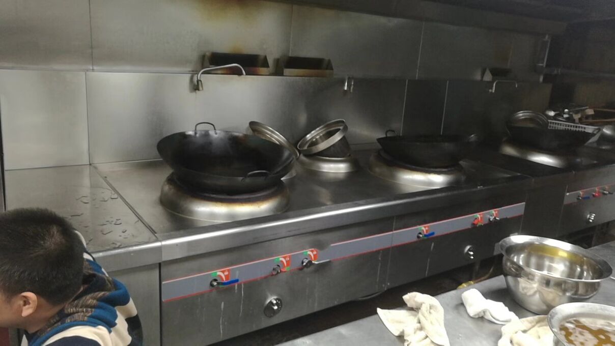 广州雍隆厨房设备维修公司天河区厨具维修检测