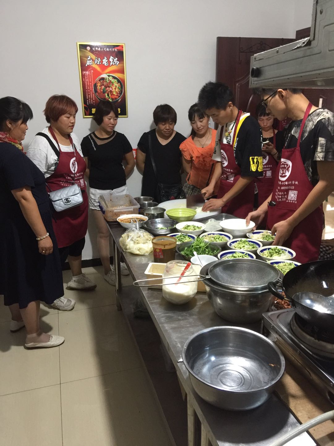 台前麻辣烫培训学校