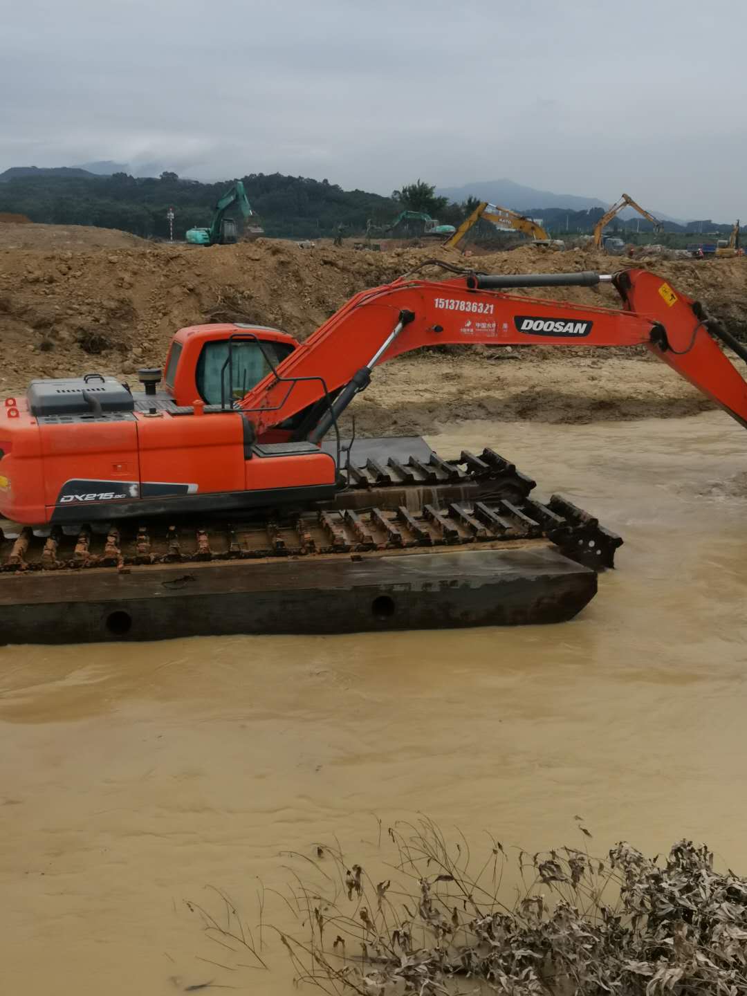 河南大型水陆挖机租赁