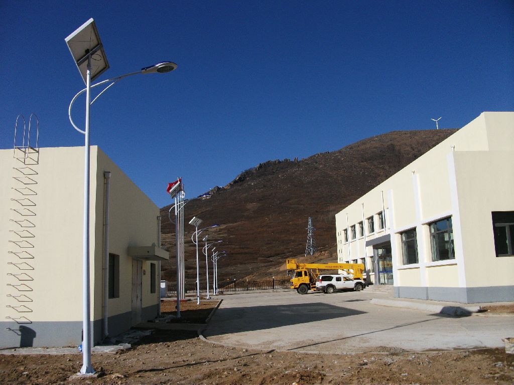 郑州优质太阳能路灯生产企业