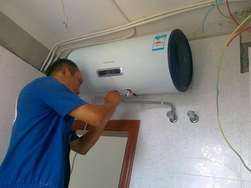济南煤气热水器维修安装移机