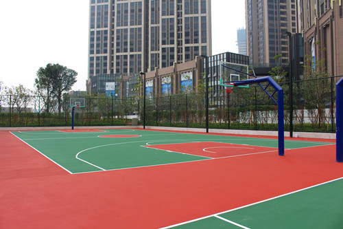 吉林可拆卸篮球场 通化篮球场地施工 白城塑胶篮球场 新国际环保材料供应商 奥宏体育