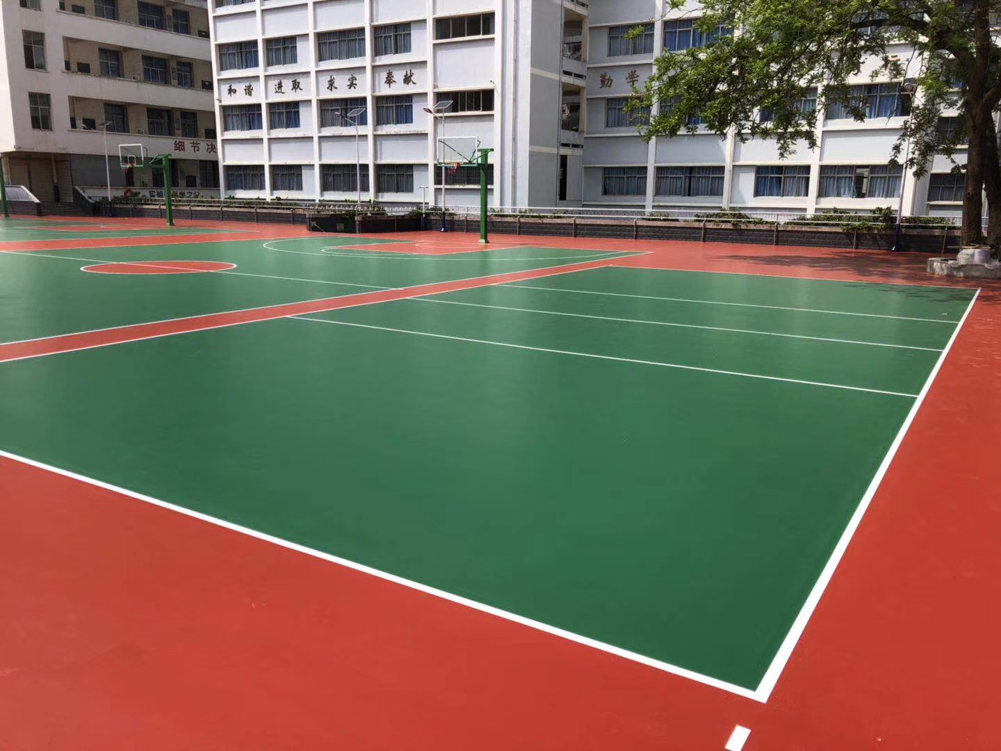海南海口篮球场施工建设价格及篮球场材料厂家价格