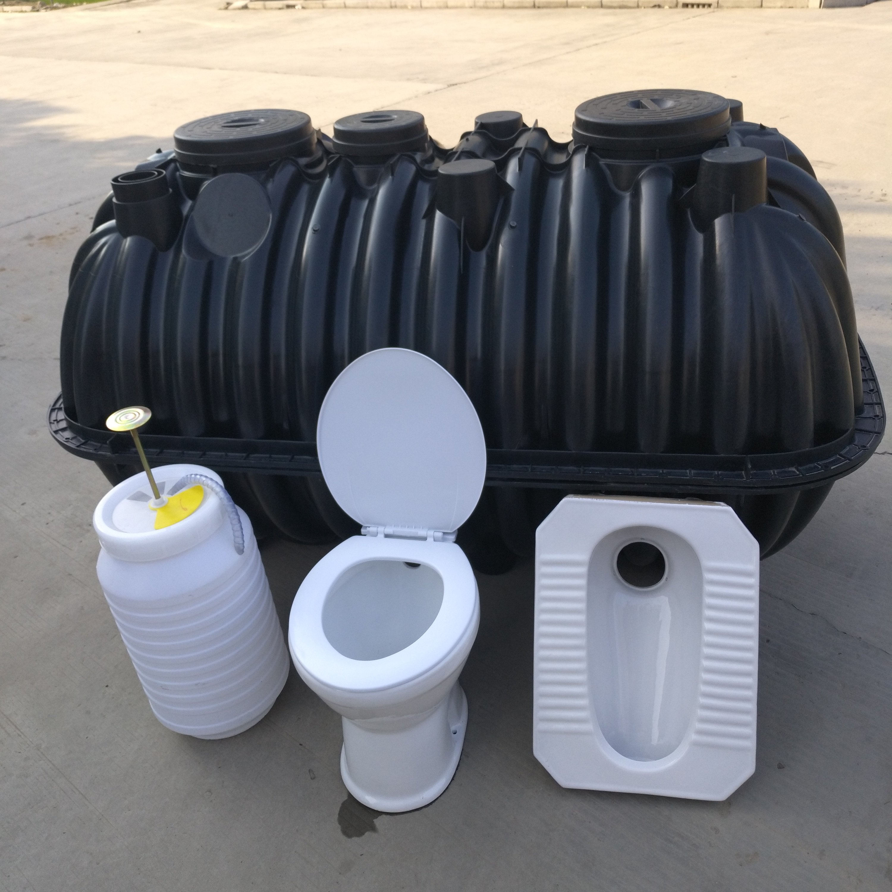 河南鹤壁旱厕改造 农村化粪池 塑料一体式 双翁化粪池