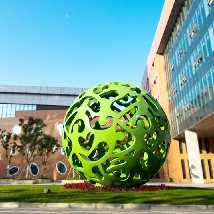 镂空景观球雕塑 制作 不锈钢镂空球雕塑