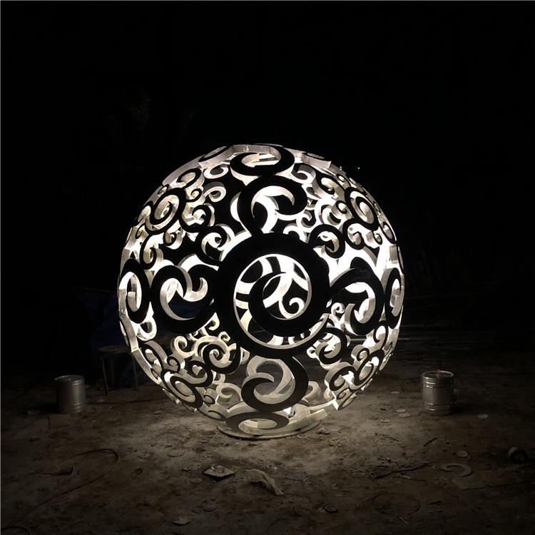 定做 不锈钢圆球雕塑 不锈钢镂空球灯光雕塑