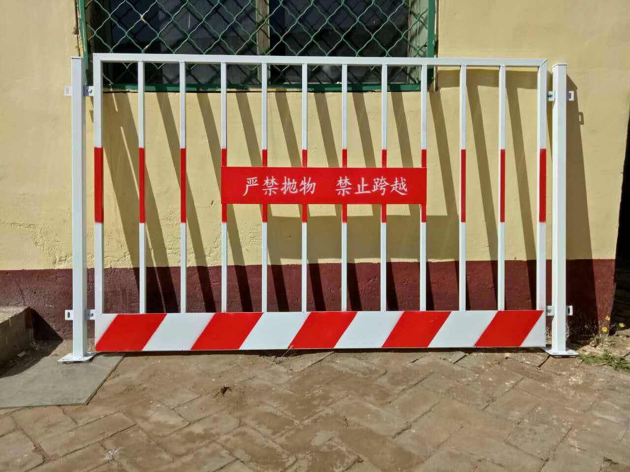 深圳光明基坑护栏工地施工围栏供应商