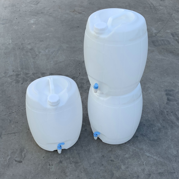 广东25L塑料桶 带阀门25公斤塑料罐
