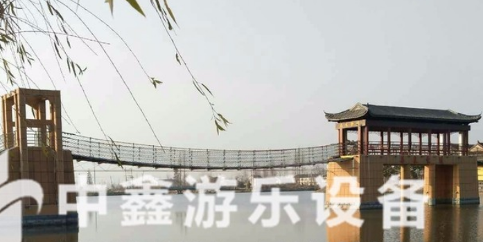 福建玻璃吊桥安装费用 新乡市中鑫游乐设备供应