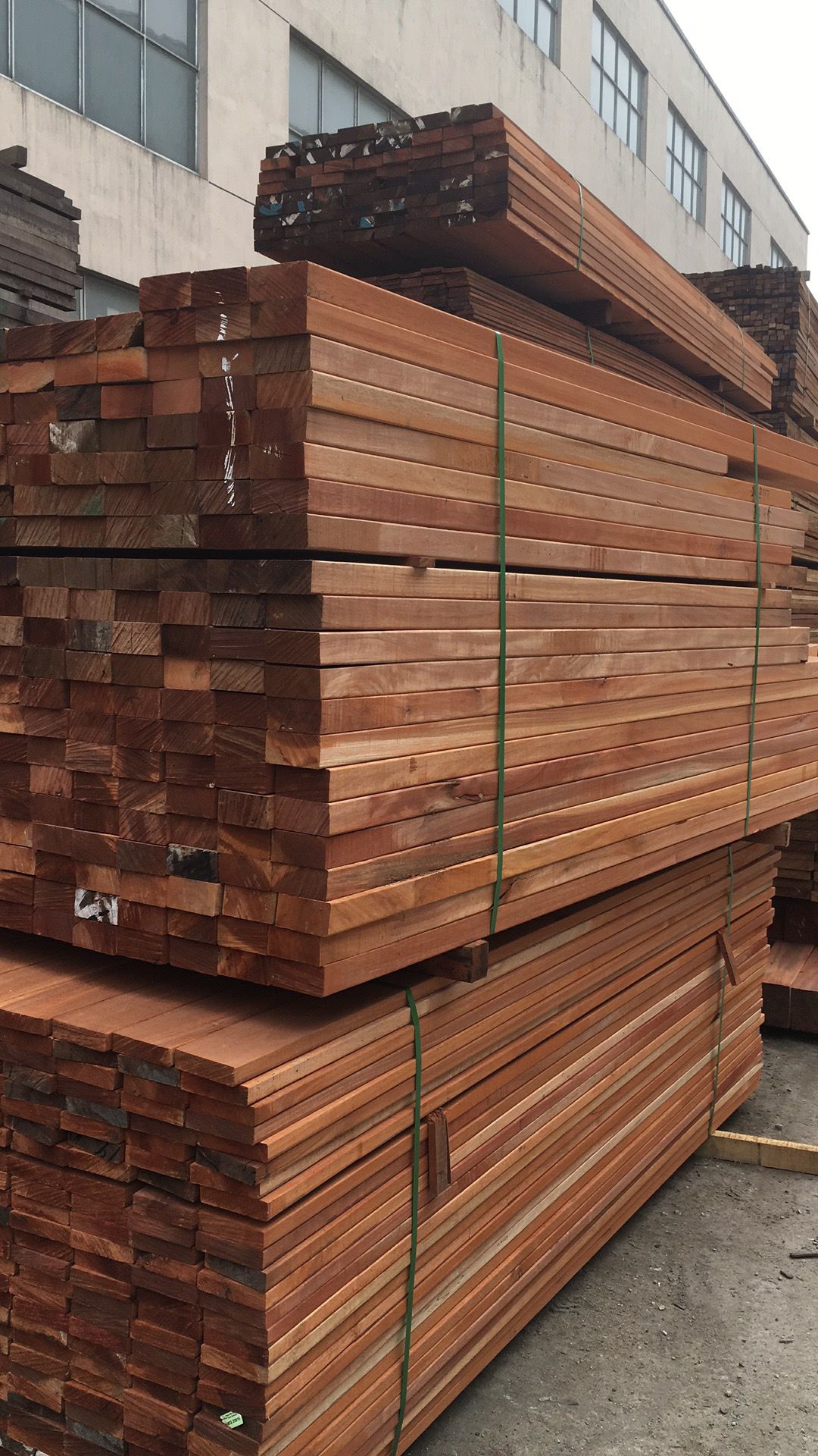 印尼柳桉木花箱板材加工 定制个性柳桉木私家景观花园板材