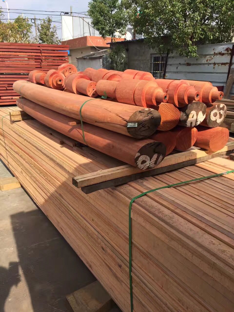邢台碳化木防腐木板材 保定表面碳化木板材防腐木板材批发