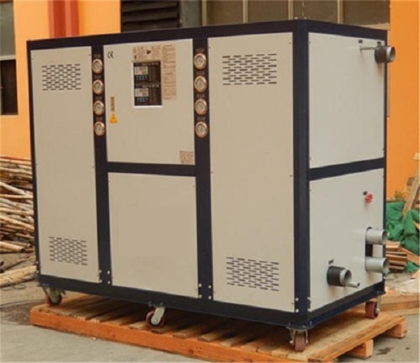 柜式冷水机组专业供应商/水冷柜式冷冻机价格/山东水冷式制冷机生产厂家