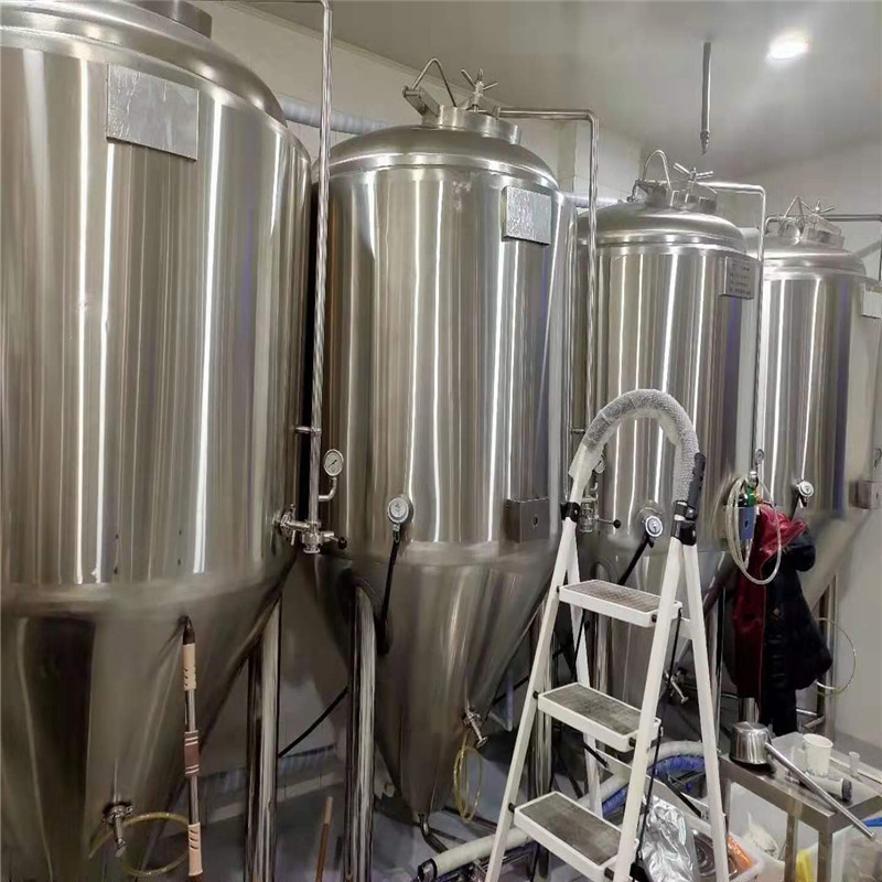 青岛自酿啤酒设备厂家1000升精酿啤酒设备