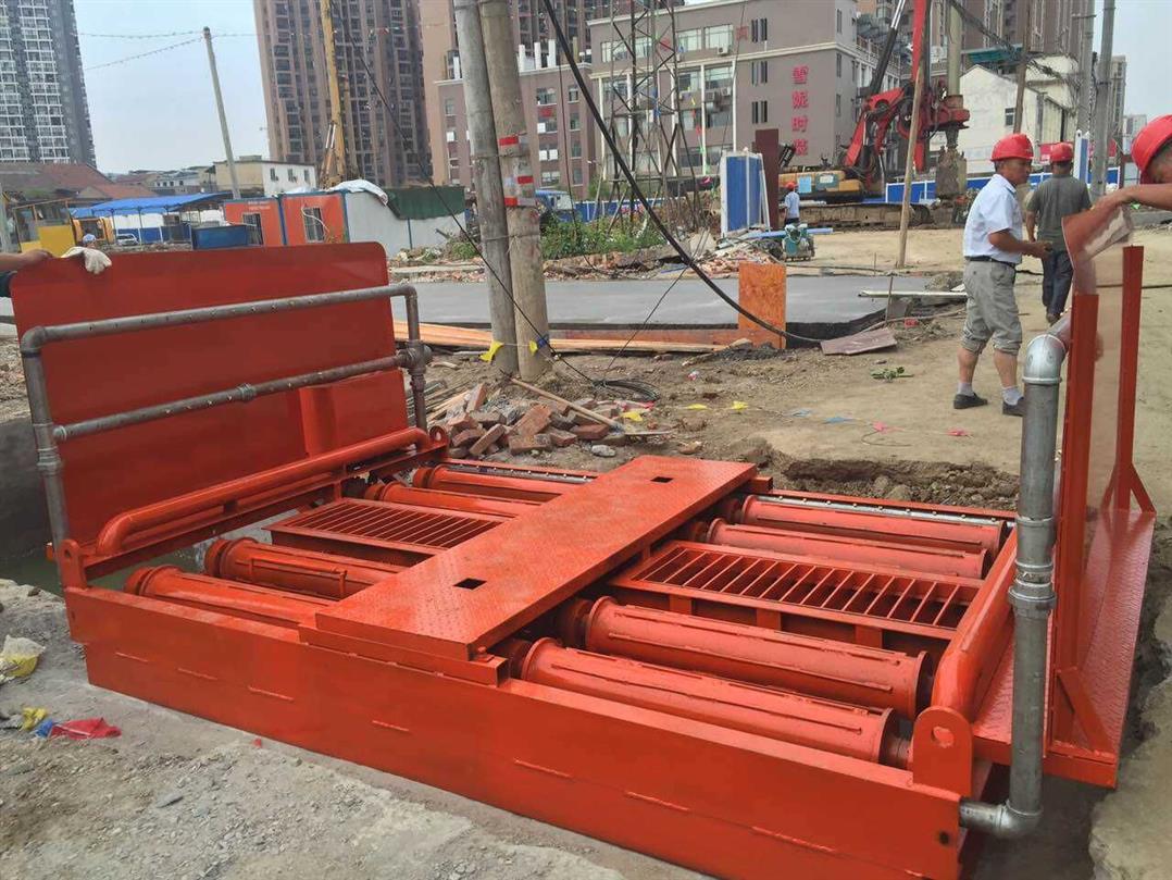 衢州排泥滚轴洗车机 建筑工程八滚轴洗车机