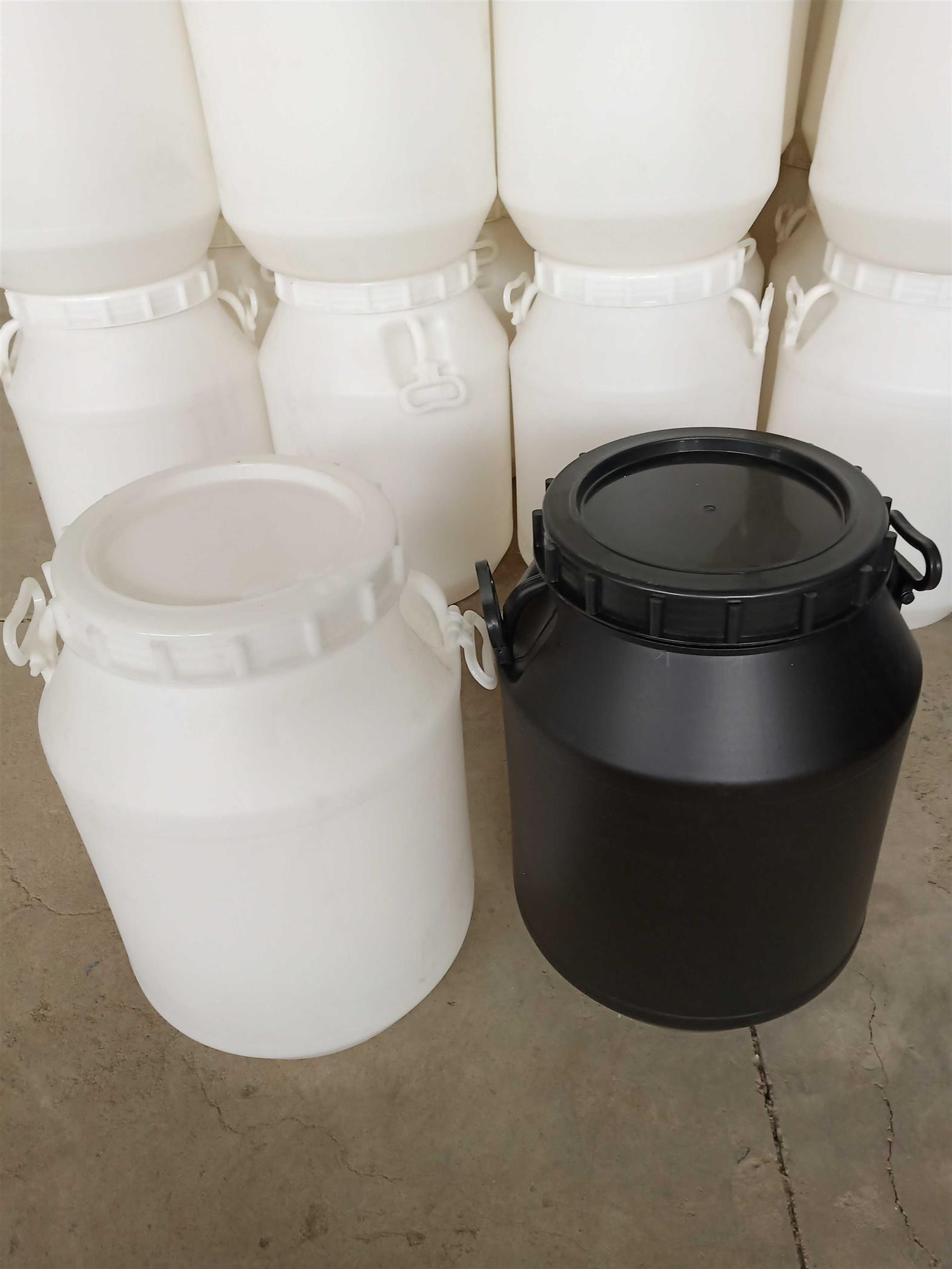 50升圆型螺旋盖塑料桶50公斤圆桶50升开口桶
