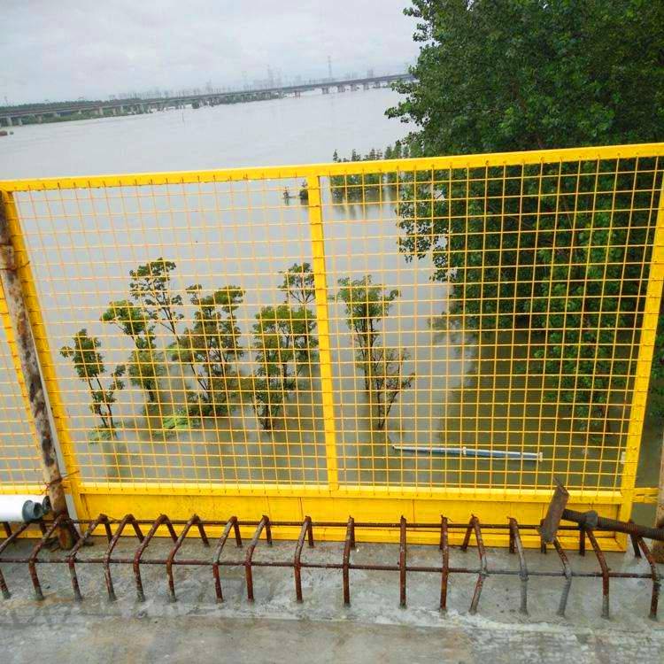 肇庆建设围护栏杆订做/珠海工地护栏图片/广东临时防护栏热销