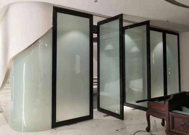 新疆酒店玻璃隔断定制批发 客户至上 正益和信装饰供应