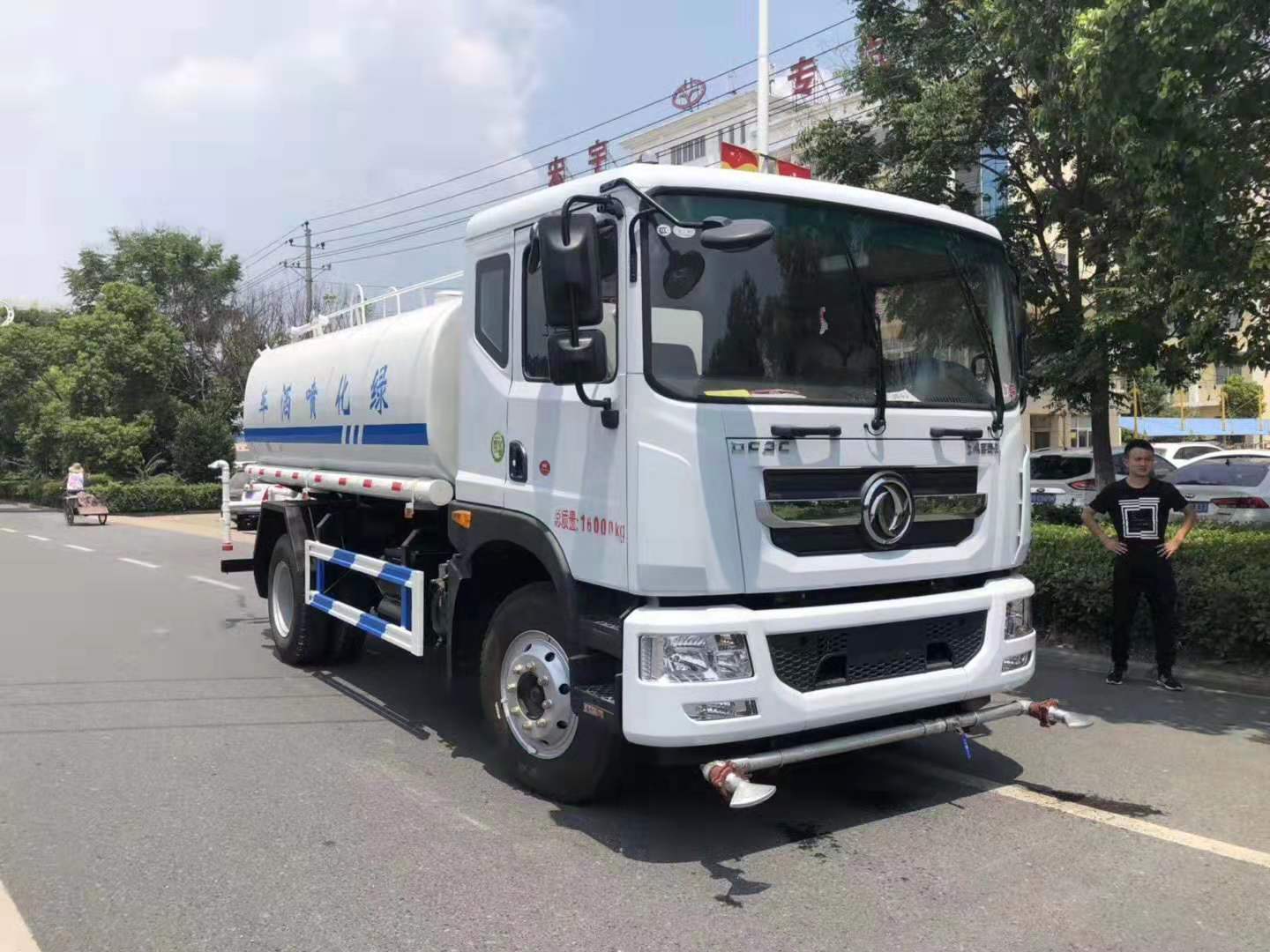 陕西环卫洒水车报价 运水车