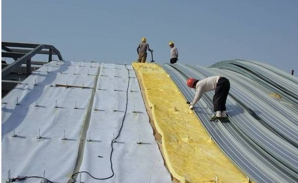 供应陕西西安直立锁边系统65-430型铝镁锰屋面板