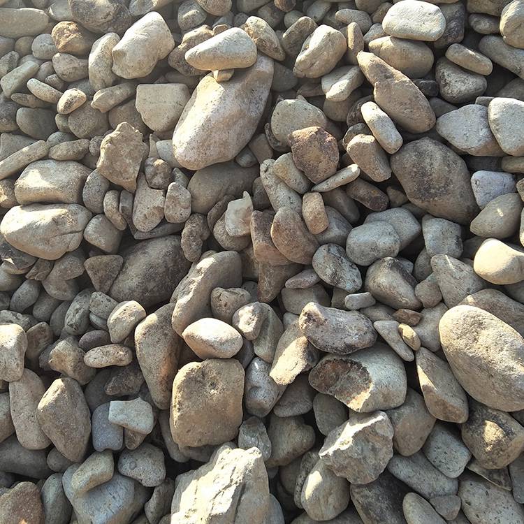 厂家直销鹅卵石五彩小石子铺路石自然石