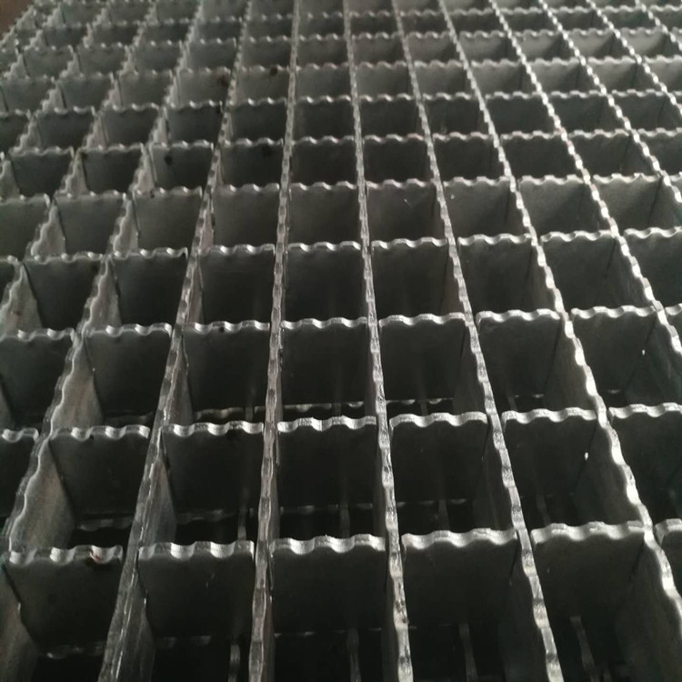 厂家直供热镀锌钢格板 齿形防滑钢格板 钢结构平台齿形板加工定做