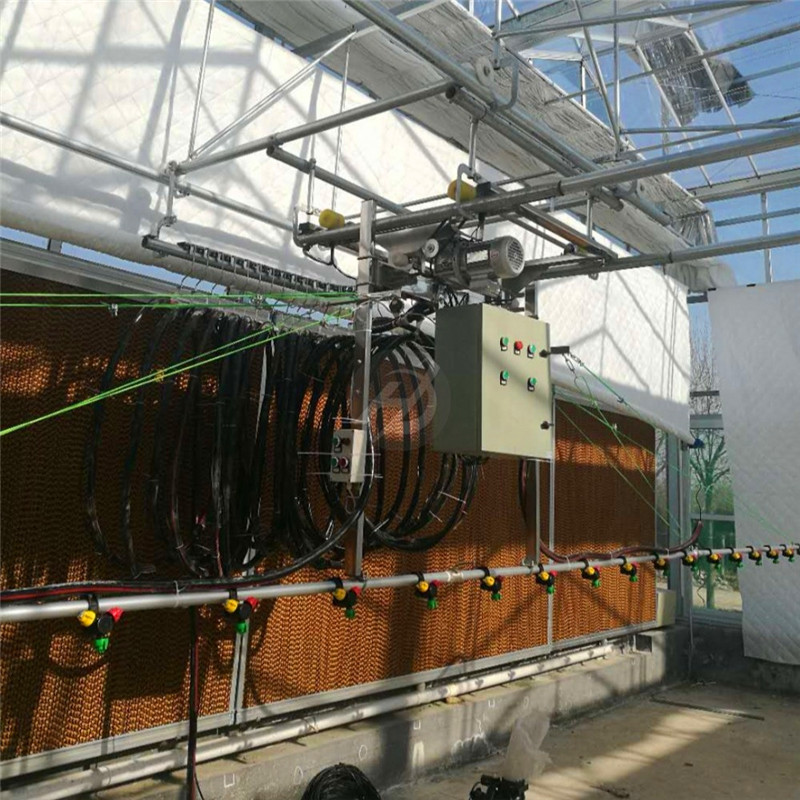 温室自走式喷灌机 节水灌溉出效益
