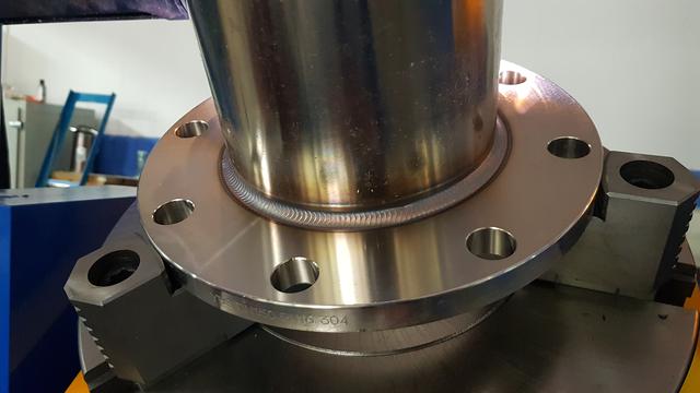济南自动焊接设备选金鲁鼎焊接-一体化制造