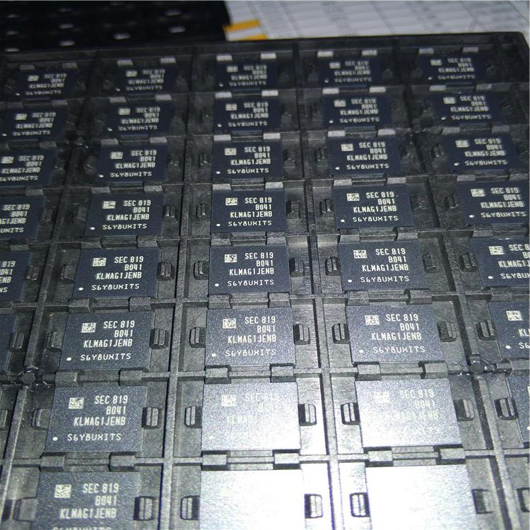 深圳回收内存DDR K4A4G045WE-BCTD