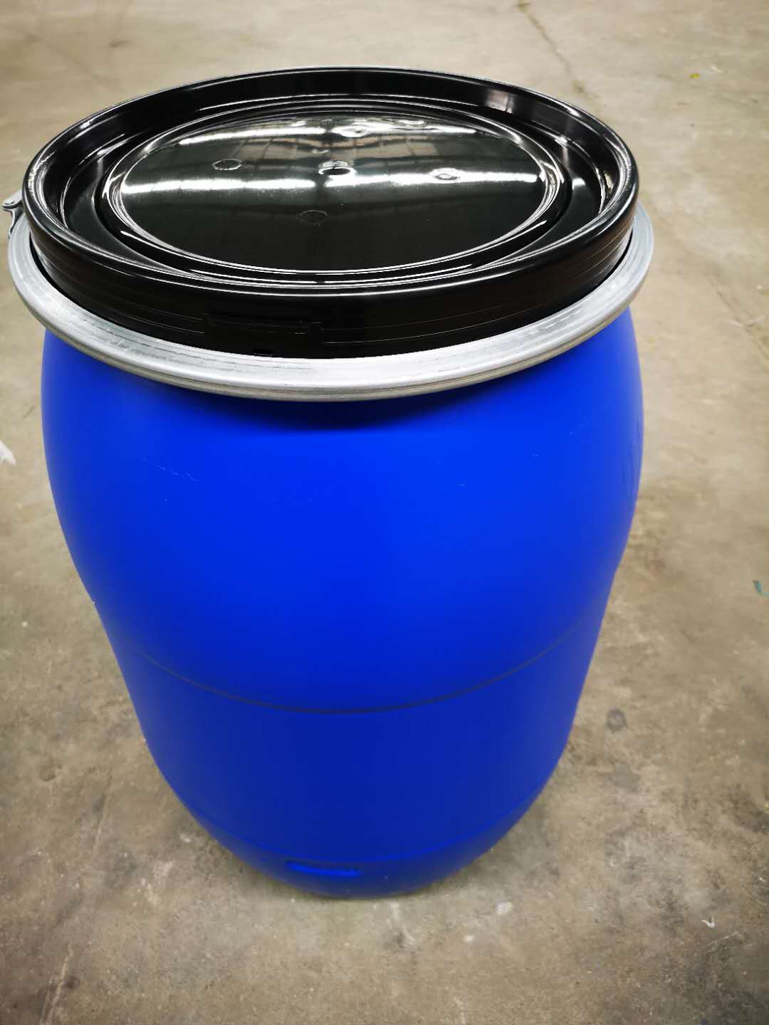 山东125升开口桶法兰桶厂家 125L包箍桶现货供应