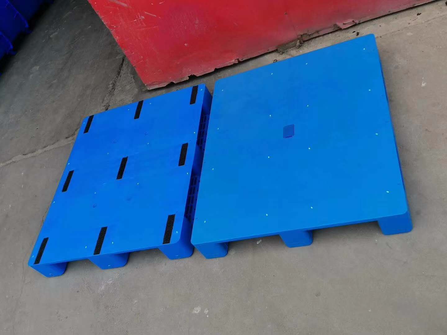 1210平板组合加8钢管塑料托盘，无防滑垫自重24公斤平板托盘
