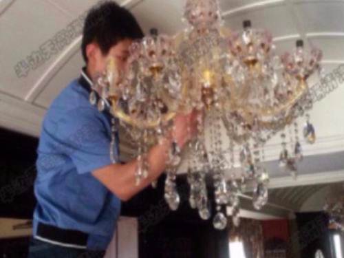 汉中饭店水晶灯清洗