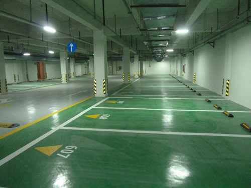 深圳热熔划线施工 商场地下停车场划线 综合商业中心停车场划线