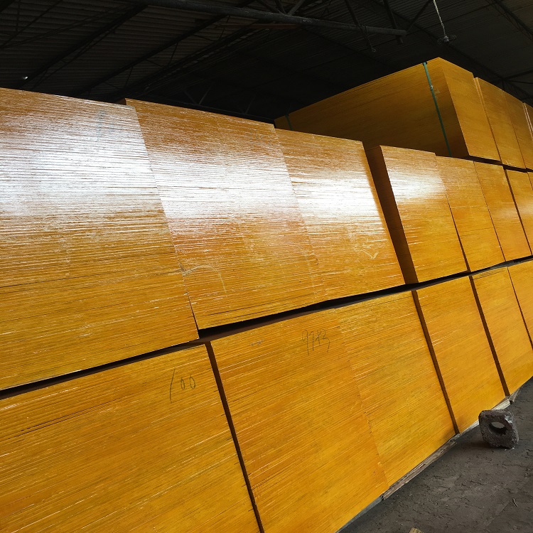 贵港市锐特木业有限公司 建筑红模板 广西小红板规格