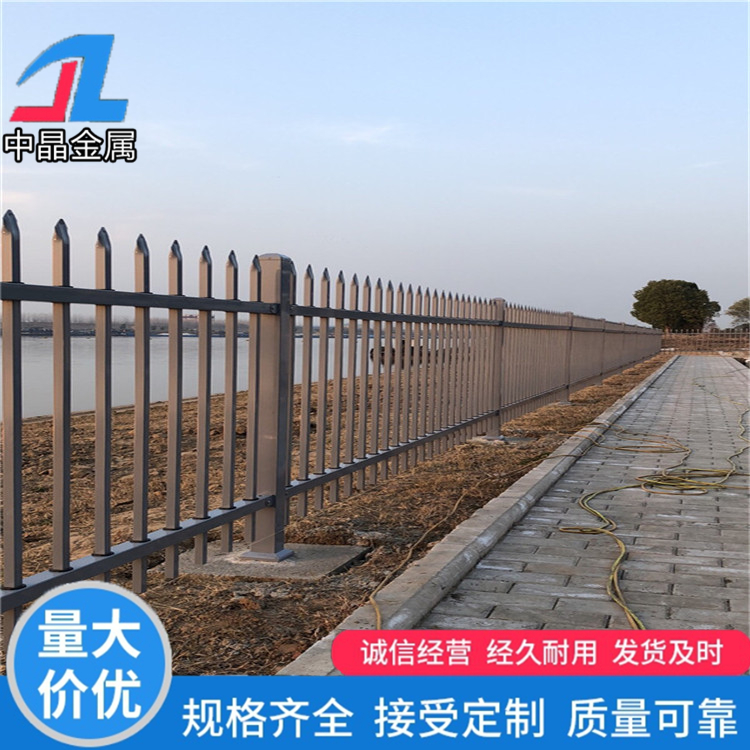 供应江苏高速公路护栏网、江苏公路护栏厂家、江苏公路护栏*、江苏公路护栏图片