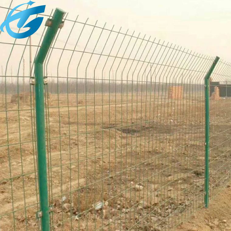 绿色浸塑防护栏 公路防护隔离网