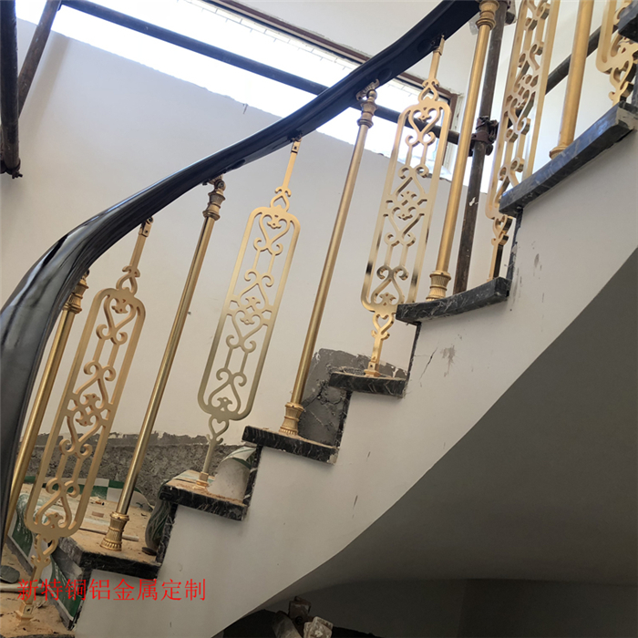 石家庄新中式铜楼梯扶手费用 铜雕花楼梯